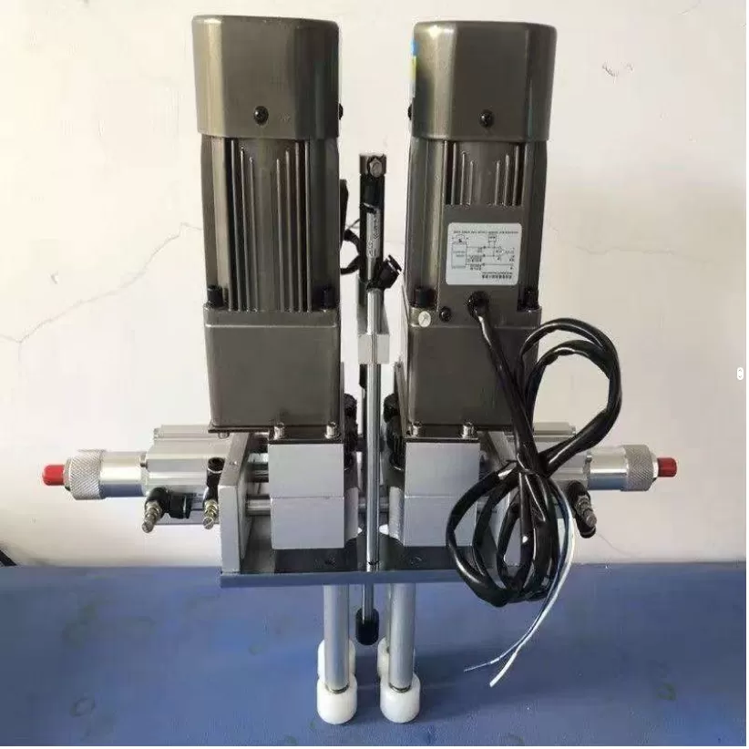 Máy siết nắp chai bán tự động DN-63 HADG-DA03