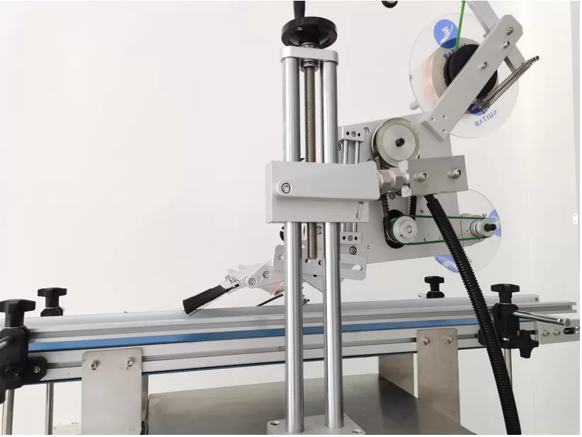 Máy dán nhãn mặt phẳng để bàn HAĐG-2T10