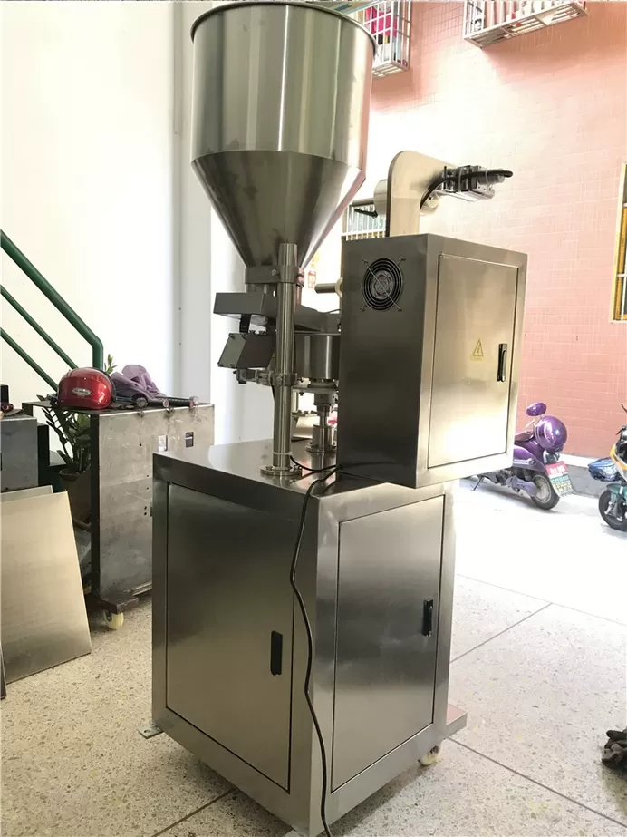 Máy đóng gói định lượng cốc đong 3 biên từ 10-200Gram định lượng theo yêu cầu HADG-DD11
