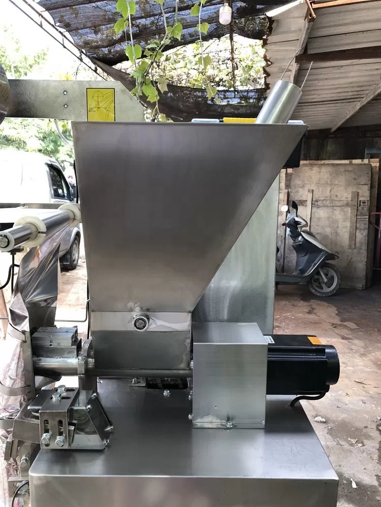 Máy đóng gói định lượng trục vít ngang 3 biên từ 500-1000gram (Dạng bột) HADG-DD13