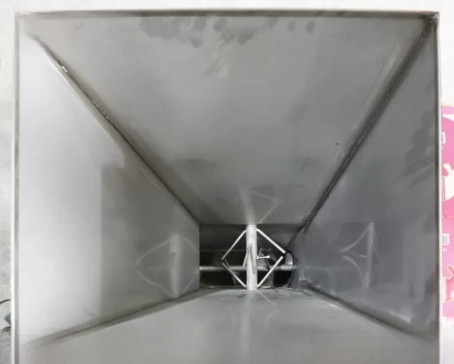 Máy đóng gói định lượng trục vít ngang 3 biên từ 500-1000gram (Dạng bột) HADG-DD13