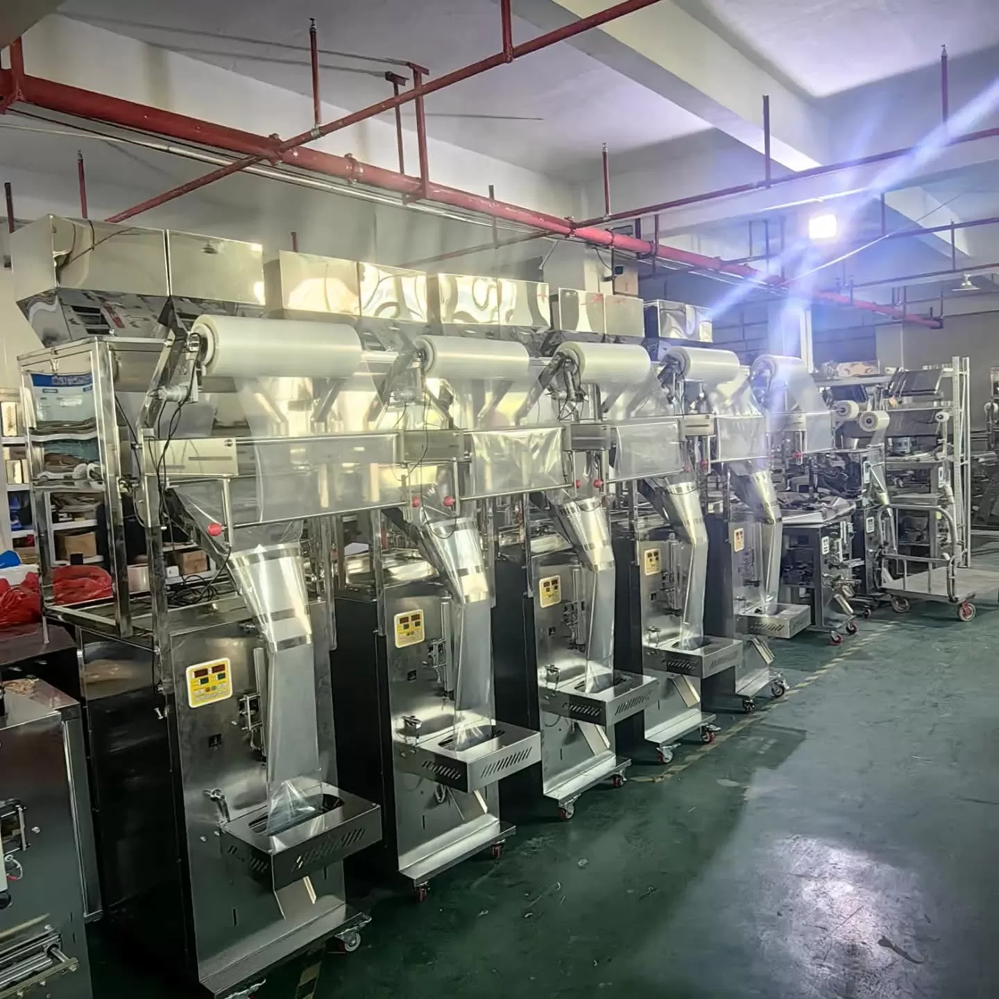 Máy đóng gói cân điện tử hỗn hợp 2 đầu cân  loại 1 ( từ 10 - 500Gram) và loại 2 (Từ 100 - 1000Gram) HADG-DD15-2