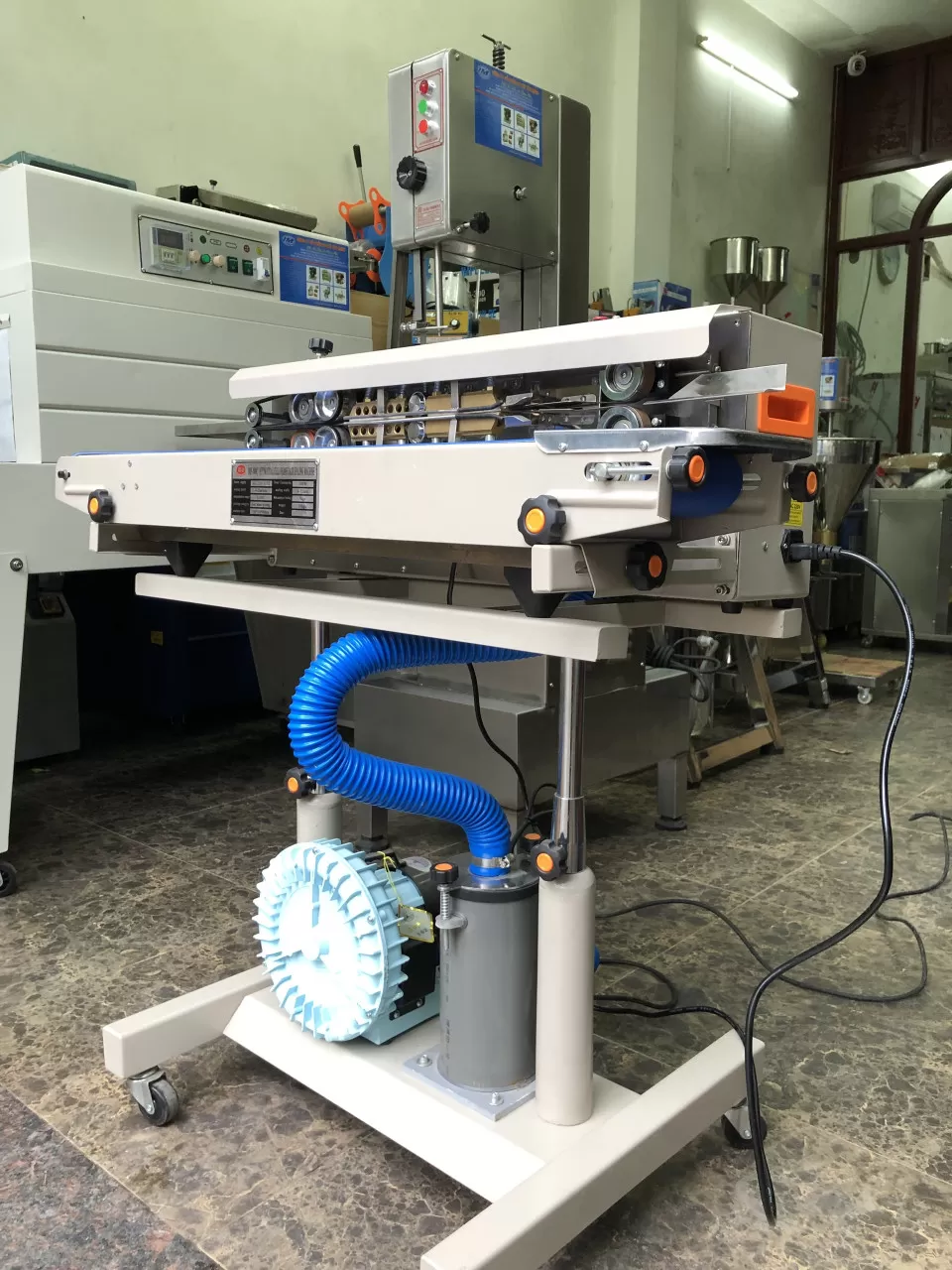 Máy hàn miệng túi liên tục thổi khí DBF-1000 HADF-HLA08