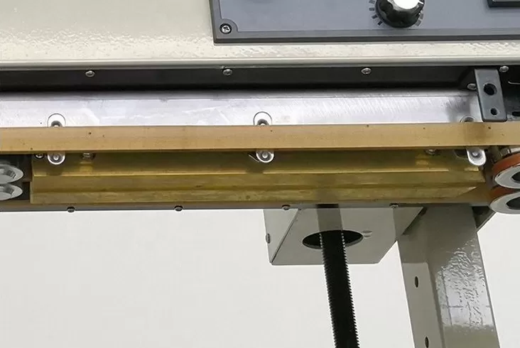 Máy hàn miệng bao liên tục FR 1100 ( TẢI TRỌNG 15KG) HADG-HLA18