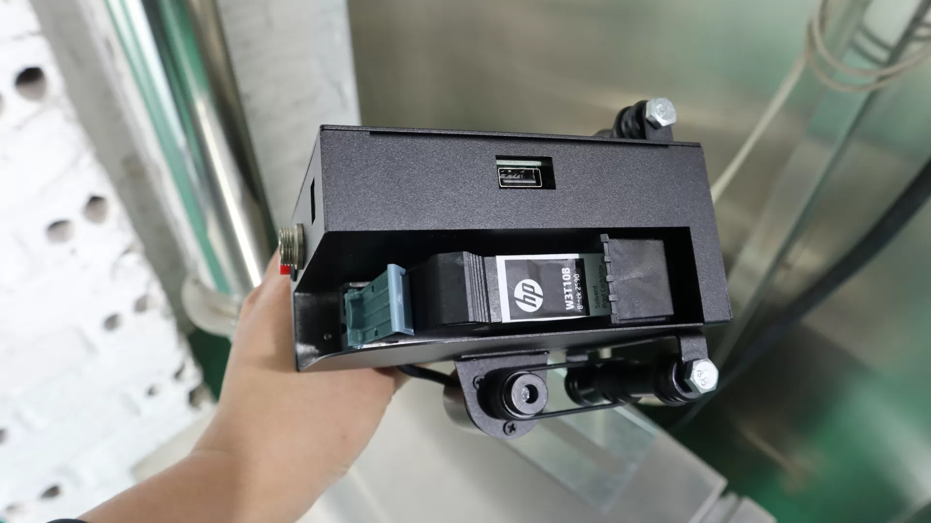 Máy in phun cầm tay MT34 HAĐG-IN07 ( Sản xuất tại Việt Nam)