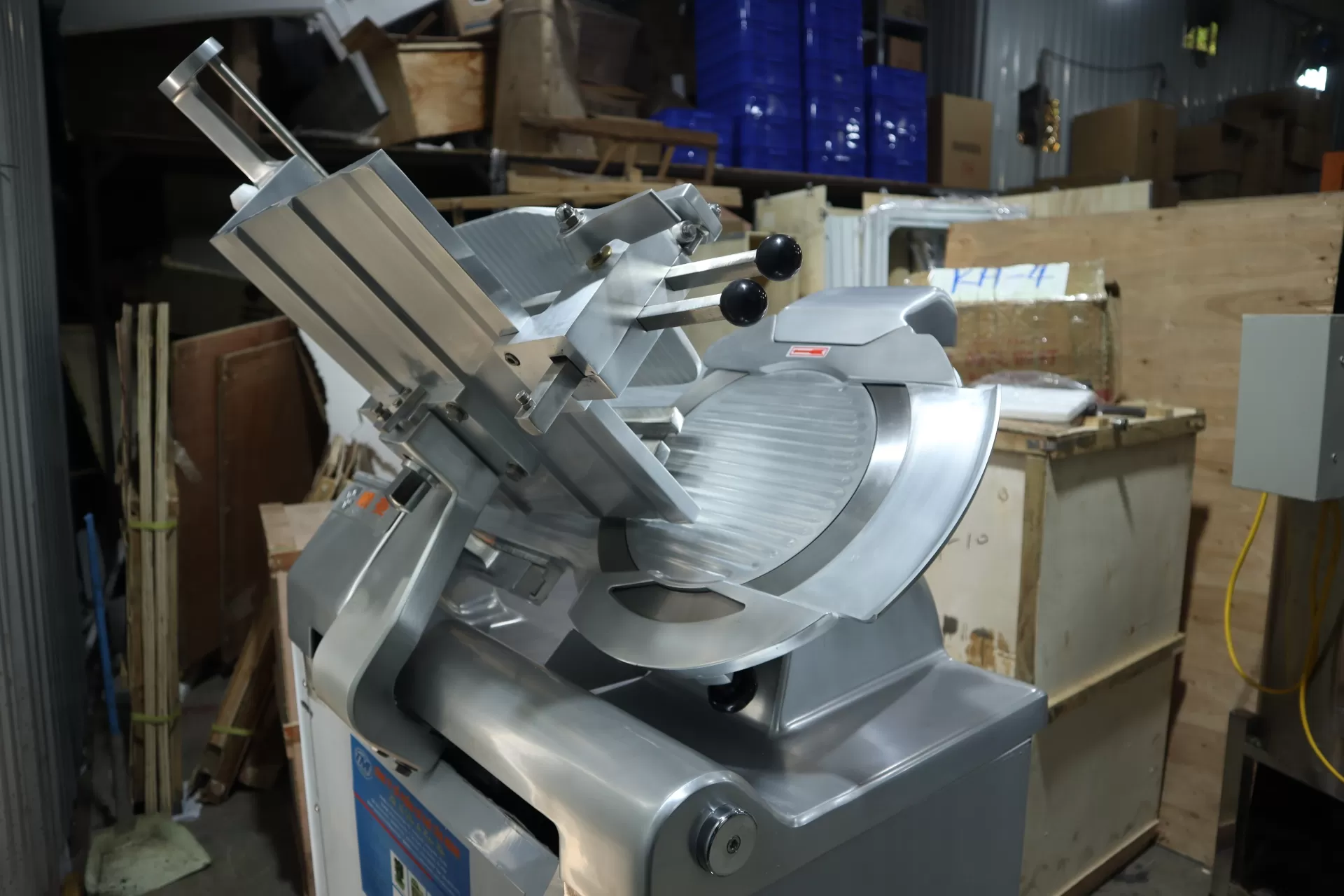 Máy Thái Thịt Chín Và Đông Lạnh Tự Động SL350B TATP-E08