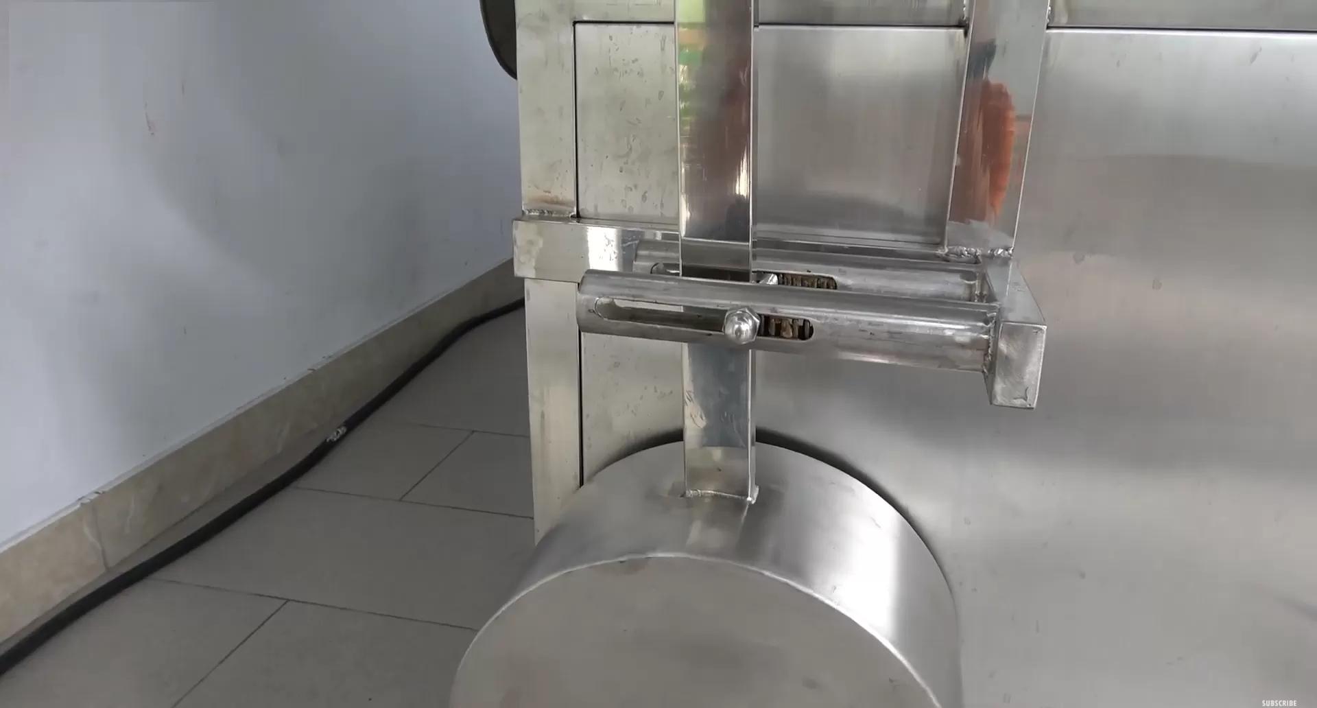 Máy Chiên Công Nghiệp TACN-A16 nâng hạ tự động