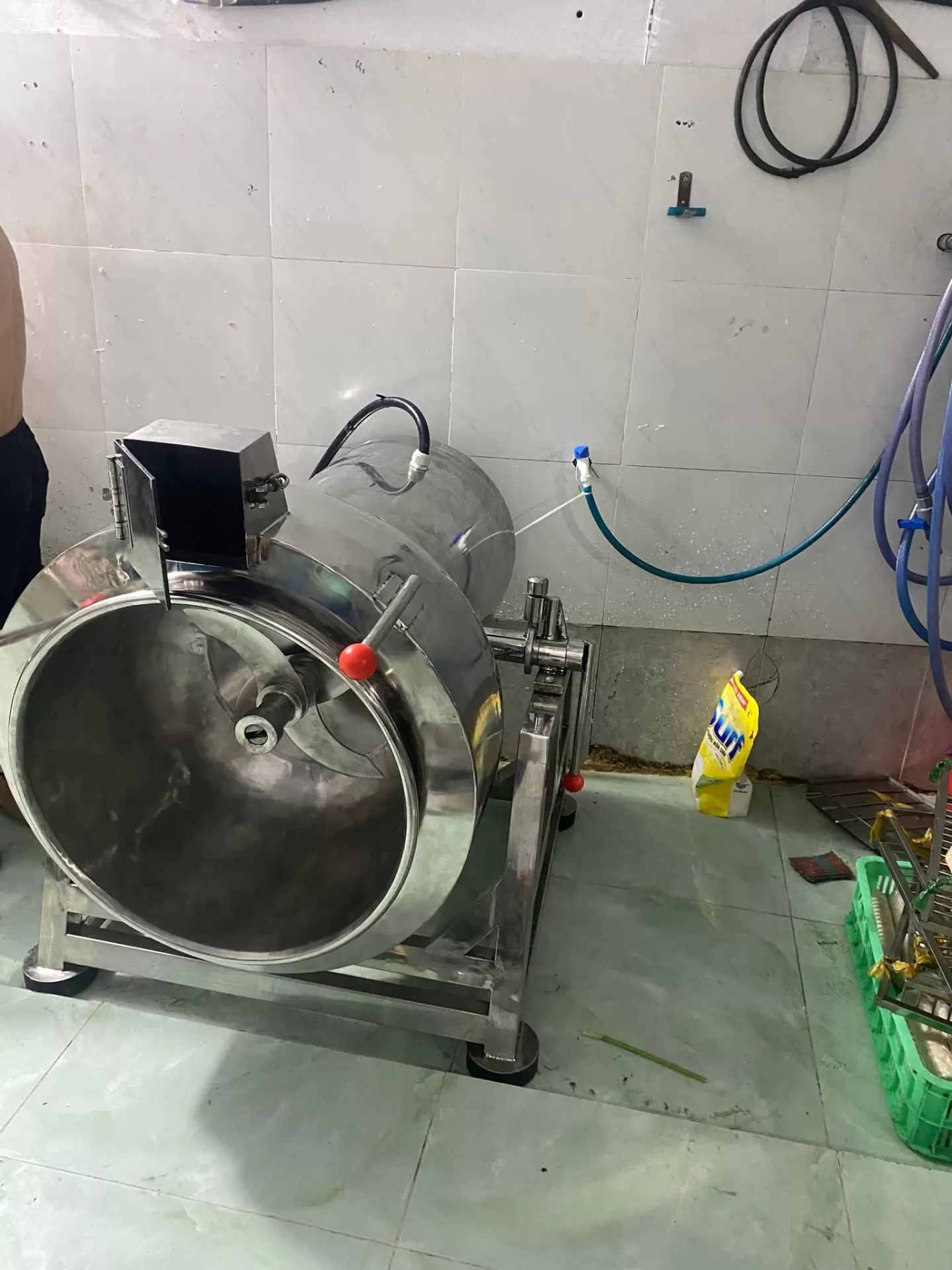Máy xay giò chả có biến tần 15kg TATP-C16