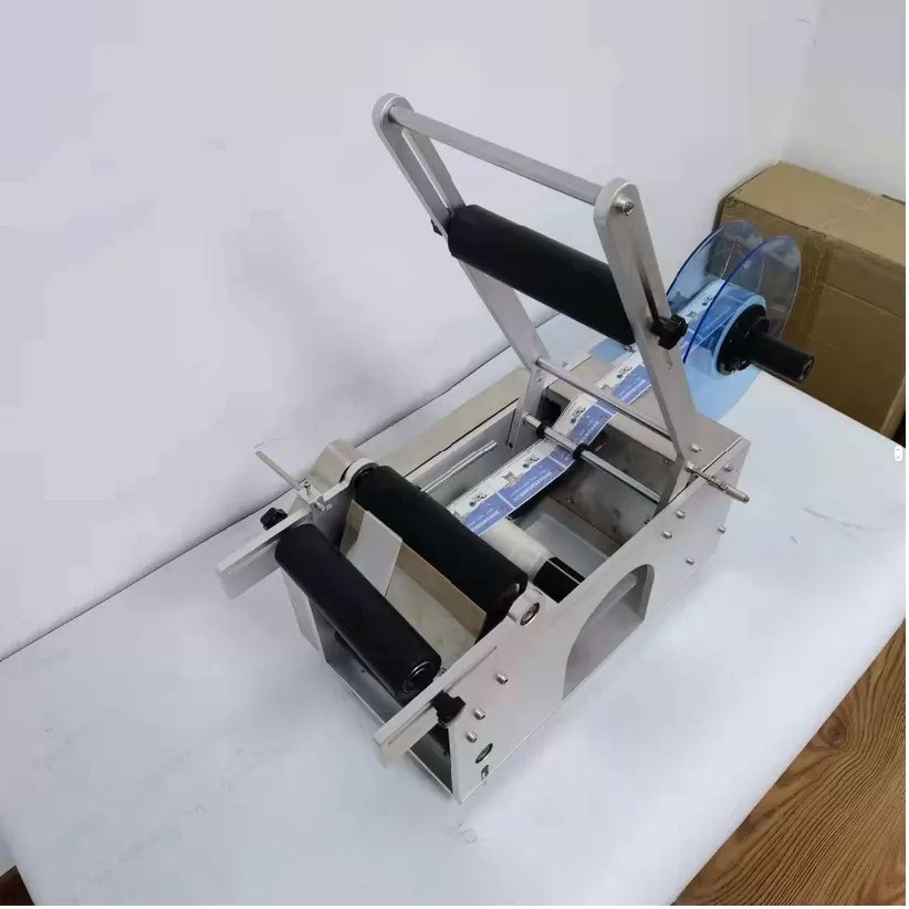 Máy dán nhãn decan chai tròn bán tự động HAĐG-2T4