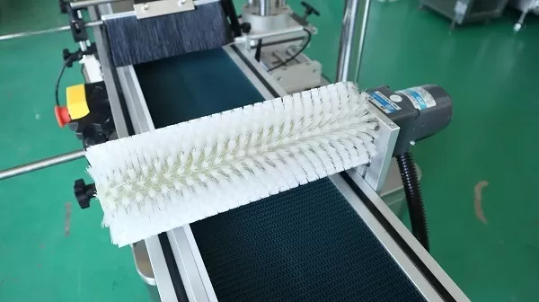 MÁY DÁN NHÃN MẶT PHẲNG TỰ ĐỘNG HADG-2T9