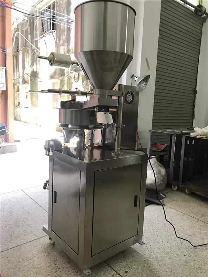 Máy đóng gói định lượng cốc đong 3 biên từ 10-200Gram định lượng theo yêu cầu HADG-DD11