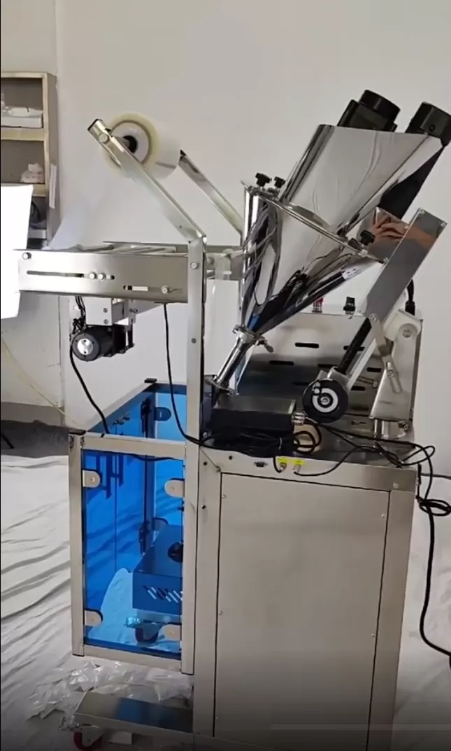Máy đóng gói trục vít nghiêng khí nén  5 -1000gram HADG-DD22
