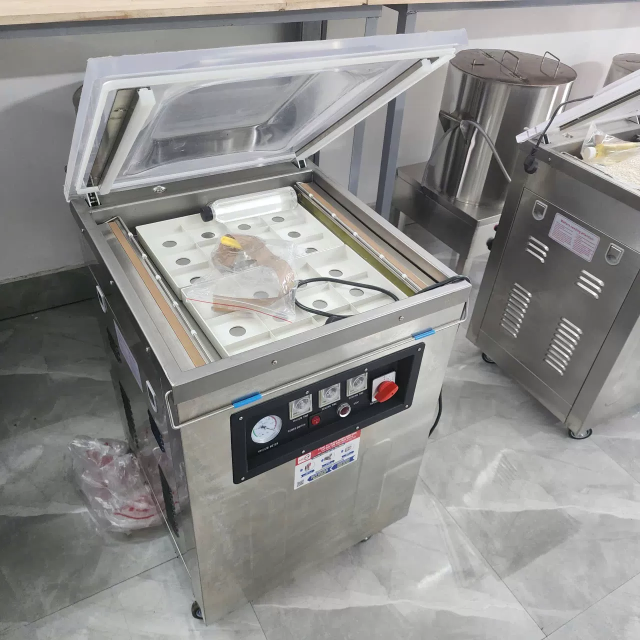 Máy hút chân không DZQ-500 HADG-C13