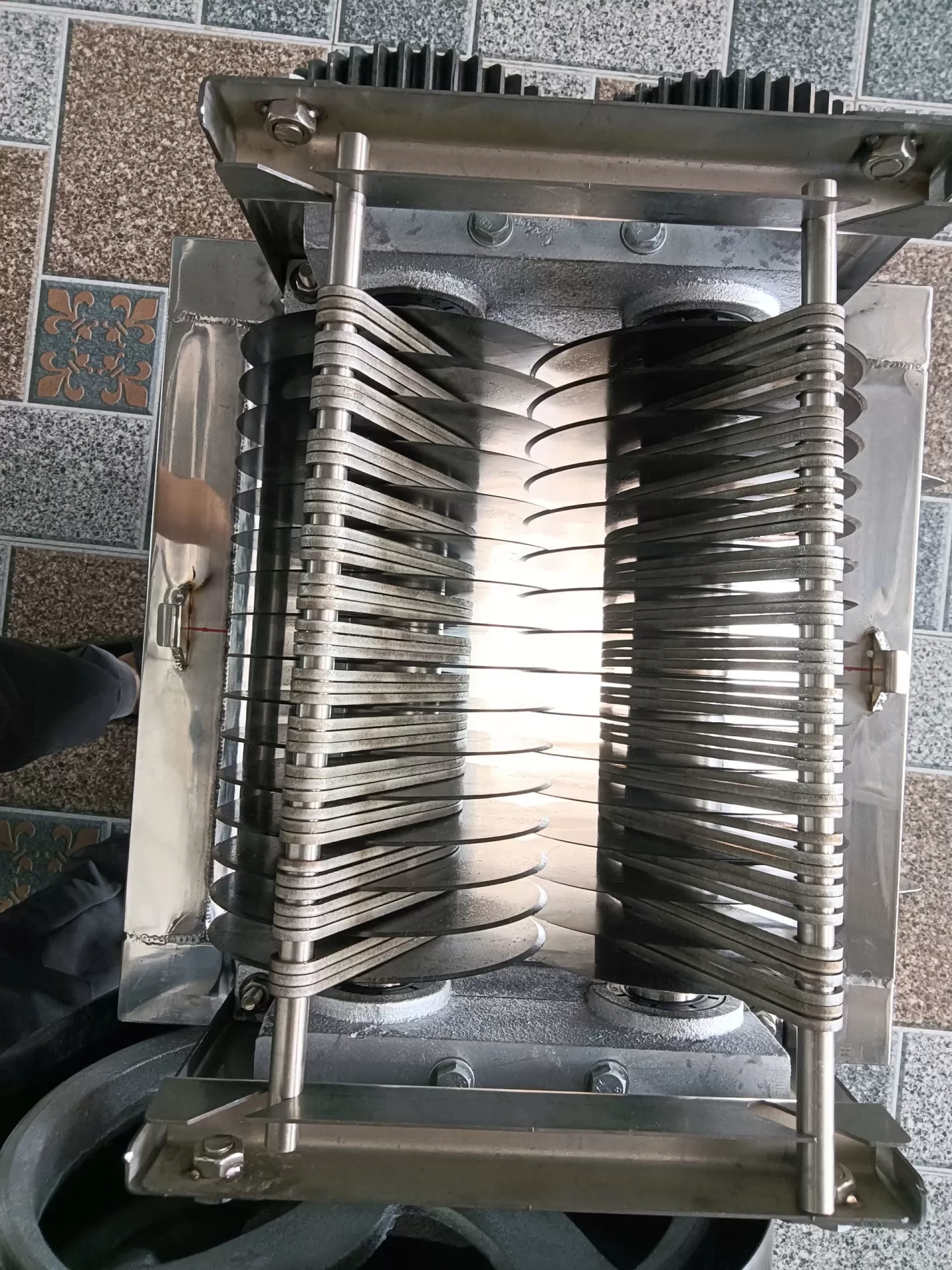 Máy thái thịt công nghiệp 250x180mm TATP-E17